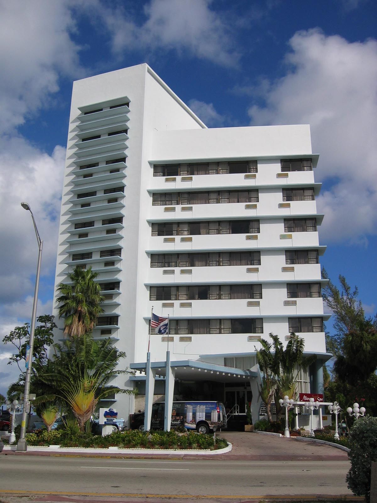 Howard Johnson Plaza Miami Beach North 외부 사진