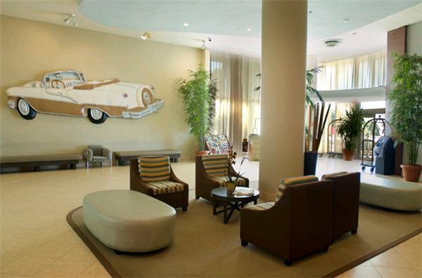 Howard Johnson Plaza Miami Beach North 외부 사진